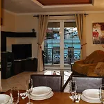 Stdenis Townhouse Maisonette In The Center With Exceptional Hospitality By Mana Gers דירה *
