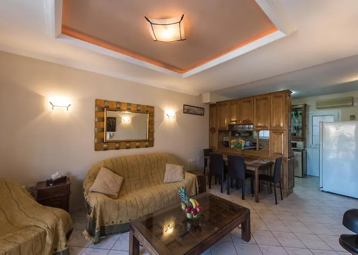 Stdenis Townhouse Maisonette In The Center With Exceptional Hospitality By Mana Gers